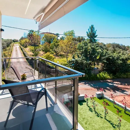 Stefanos Maisonettes - Portaria Nea Moudhania