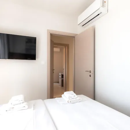 Stefanos Maisonettes - Portaria * Nea Moudhania