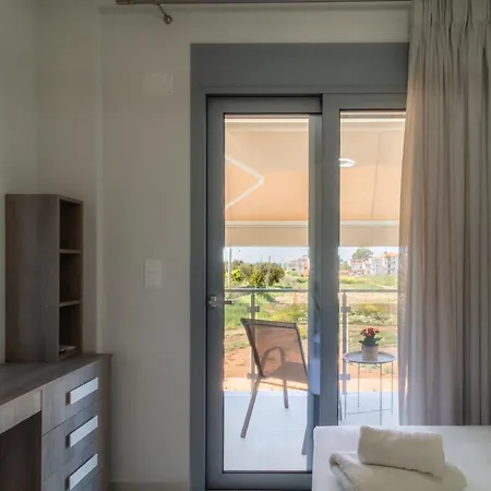 Semesterbostad Stefanos Maisonettes - Portaria