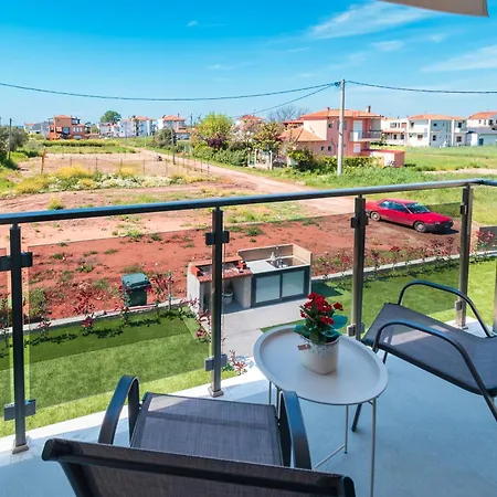 Stefanos Maisonettes - Portaria Nea Moudhania