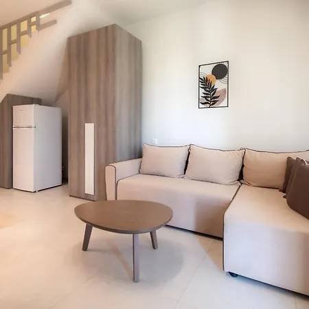 Stefanos Maisonettes - Portaria